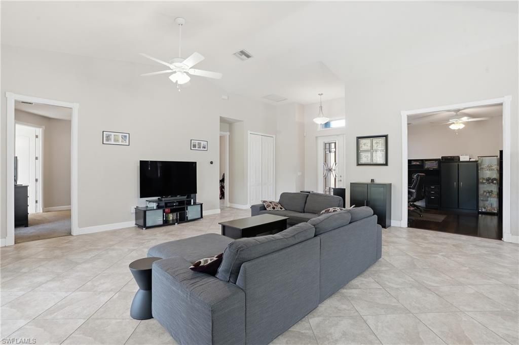5816 Elizabeth Ann Way, Fort Myers, FL 33912 Photo