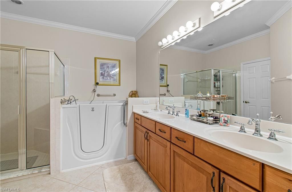 10633 Avila Cir, Fort Myers, FL 33913 Photo