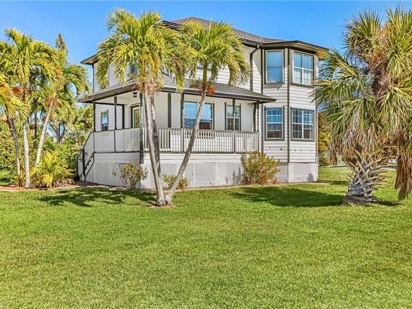 2420 Poinciana AVE , ST. JAMES CITY, FL 33956