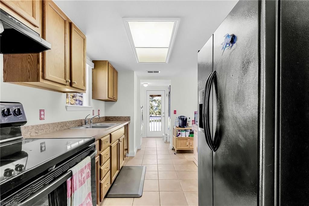 2420 Poinciana Ave , Saint James City, FL 33956 Photo