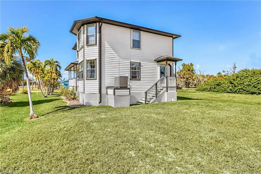 2420 Poinciana Ave , Saint James City, FL 33956 Photo