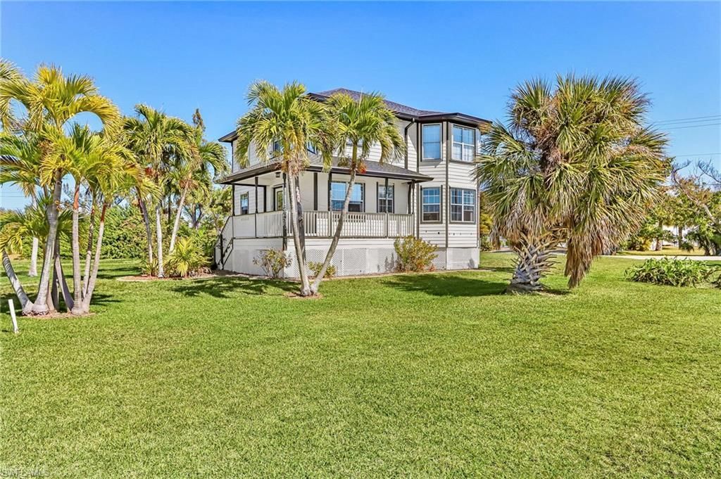 2420 Poinciana Ave , Saint James City, FL 33956 Photo