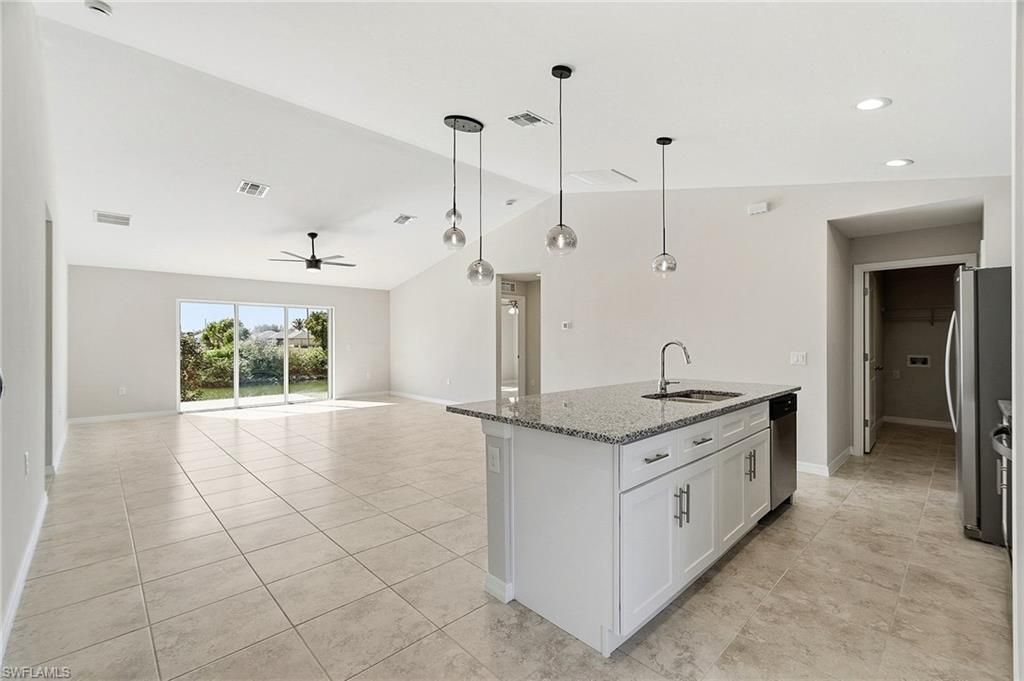 536 NW 20th St, Cape Coral, FL 33993 Photo