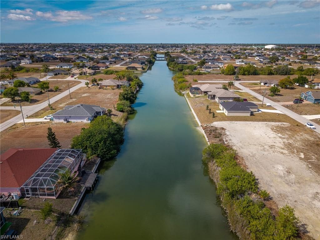 536 NW 20th St, Cape Coral, FL 33993 Photo