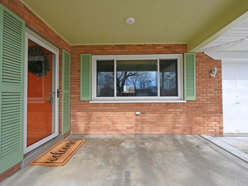 17 Shadycrest Lane, Loveland, OH 45140 Photo 2