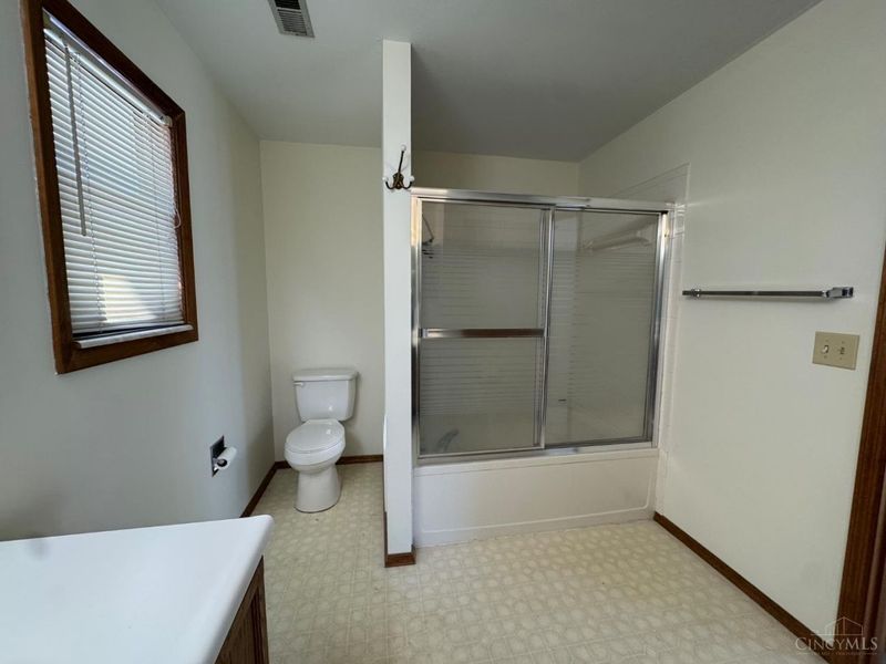 6578 Charlesgate Rd, Huber Heights, OH 45424 Photo 32