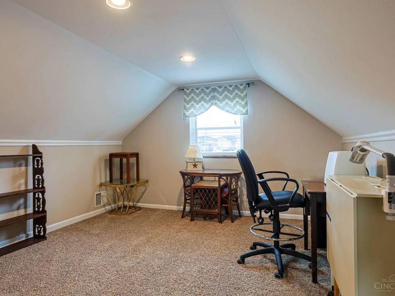 5638 North Glen Road, Green Township, OH 45248 Photo 23