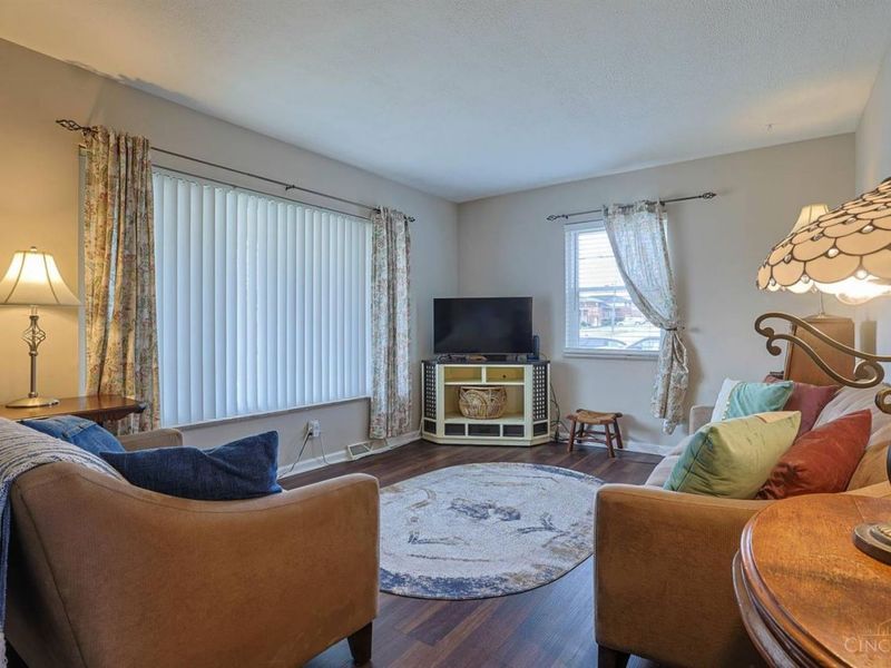 5638 North Glen Road, Green Township, OH 45248 Photo 5