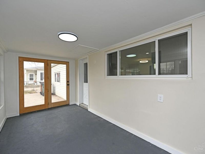 329 Walnut Street, Cincinnati, OH 45215 Photo 21