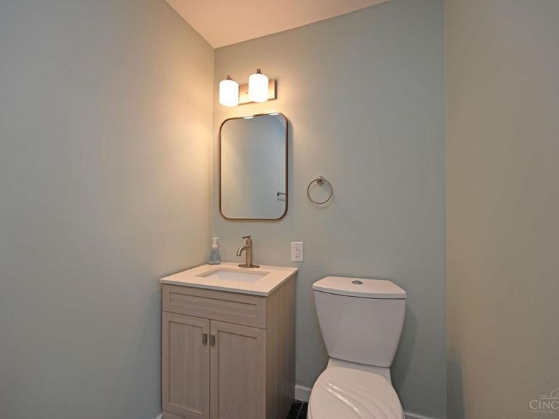 329 Walnut Street, Cincinnati, OH 45215 Photo 27