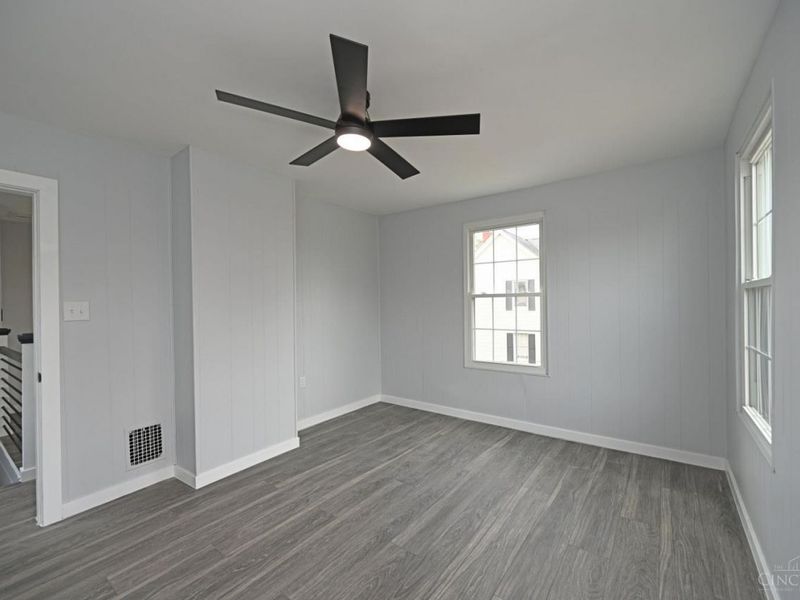 329 Walnut Street, Cincinnati, OH 45215 Photo 33