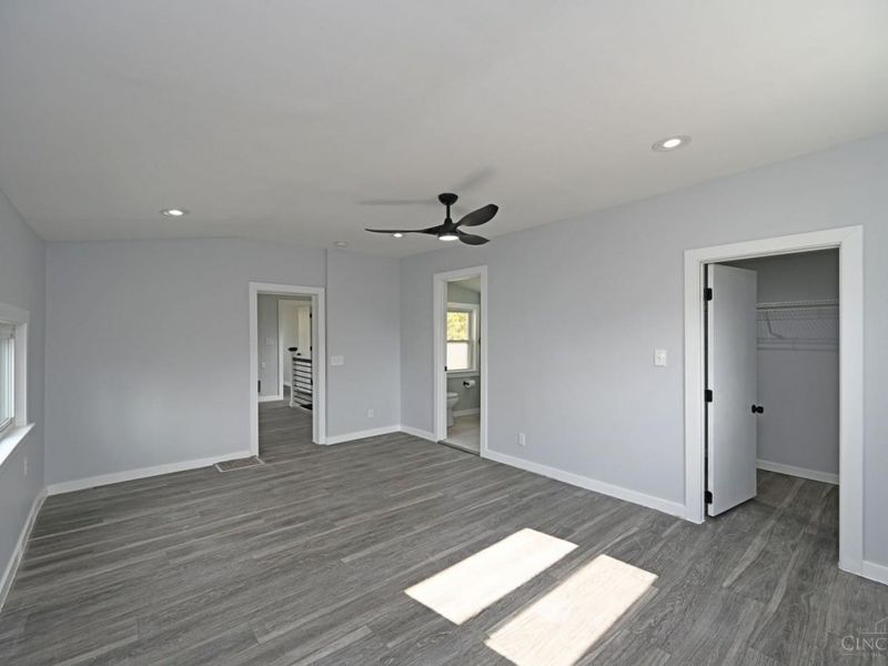 329 Walnut Street, Cincinnati, OH 45215 Photo 39