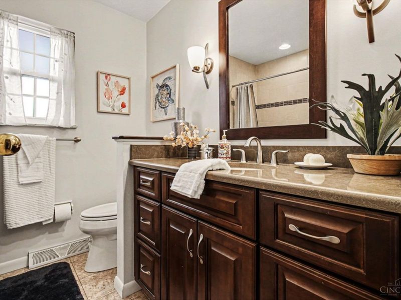 1724 Birddog Court, Loveland, OH 45140 Photo 19