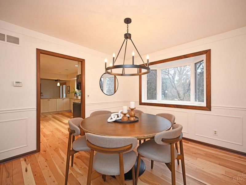 416 Flemridge Court, Wyoming, OH 45231 Photo 11