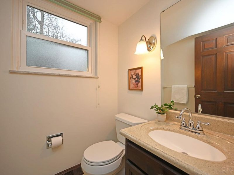 416 Flemridge Court, Wyoming, OH 45231 Photo 31