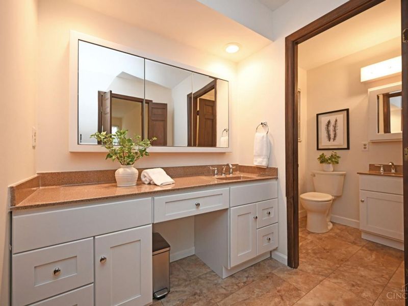 416 Flemridge Court, Wyoming, OH 45231 Photo 36