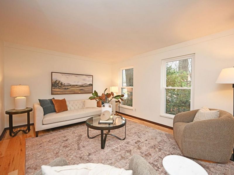 416 Flemridge Court, Wyoming, OH 45231 Photo 8