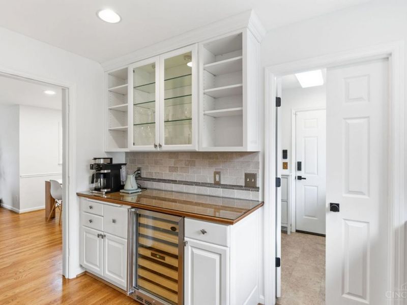 9933 Hampstead Court, West Chester, OH 45241 Photo 12