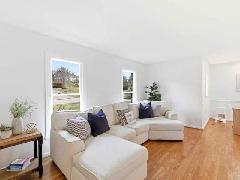 9933 Hampstead Court, West Chester, OH 45241 Photo 5