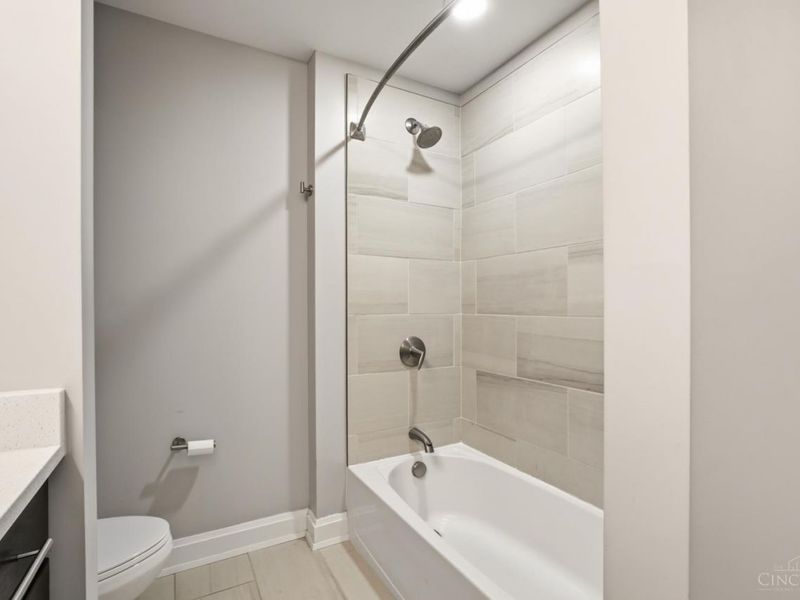 1509 Race Street, Unit 205, Cincinnati, OH 45202 Photo 28