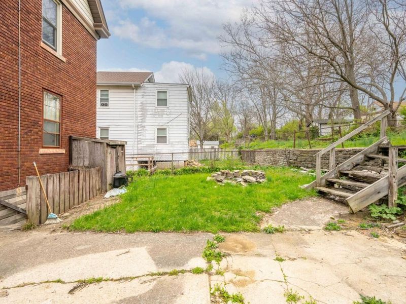 4526 Clearview Avenue, Cincinnati, OH 45205 Photo 4
