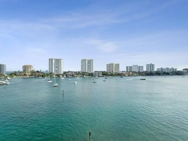 300 SE 5th Avenue, Unit 6010, Boca Raton, FL 33432