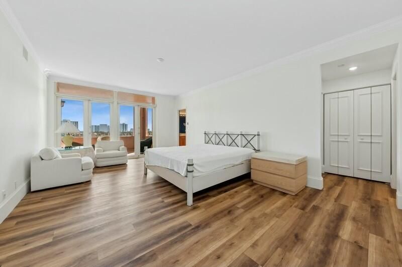 300 SE 5th Avenue, Unit 6010, Boca Raton, FL 33432 Photo