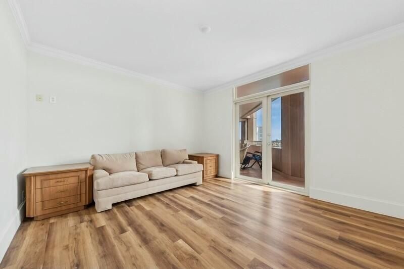 300 SE 5th Avenue, Unit 6010, Boca Raton, FL 33432 Photo