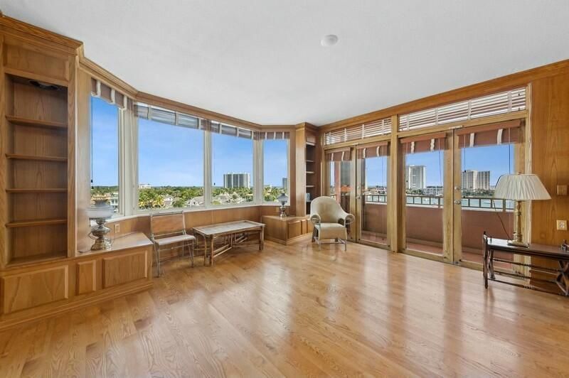 300 SE 5th Avenue, Unit 6010, Boca Raton, FL 33432 Photo