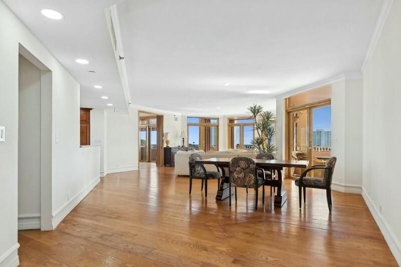 300 SE 5th Avenue, Unit 6010, Boca Raton, FL 33432 Photo