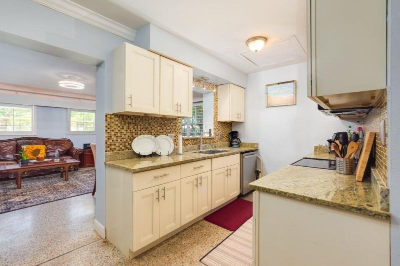 145 SE 3rd Avenue, Boynton Beach, FL 33435 Photo