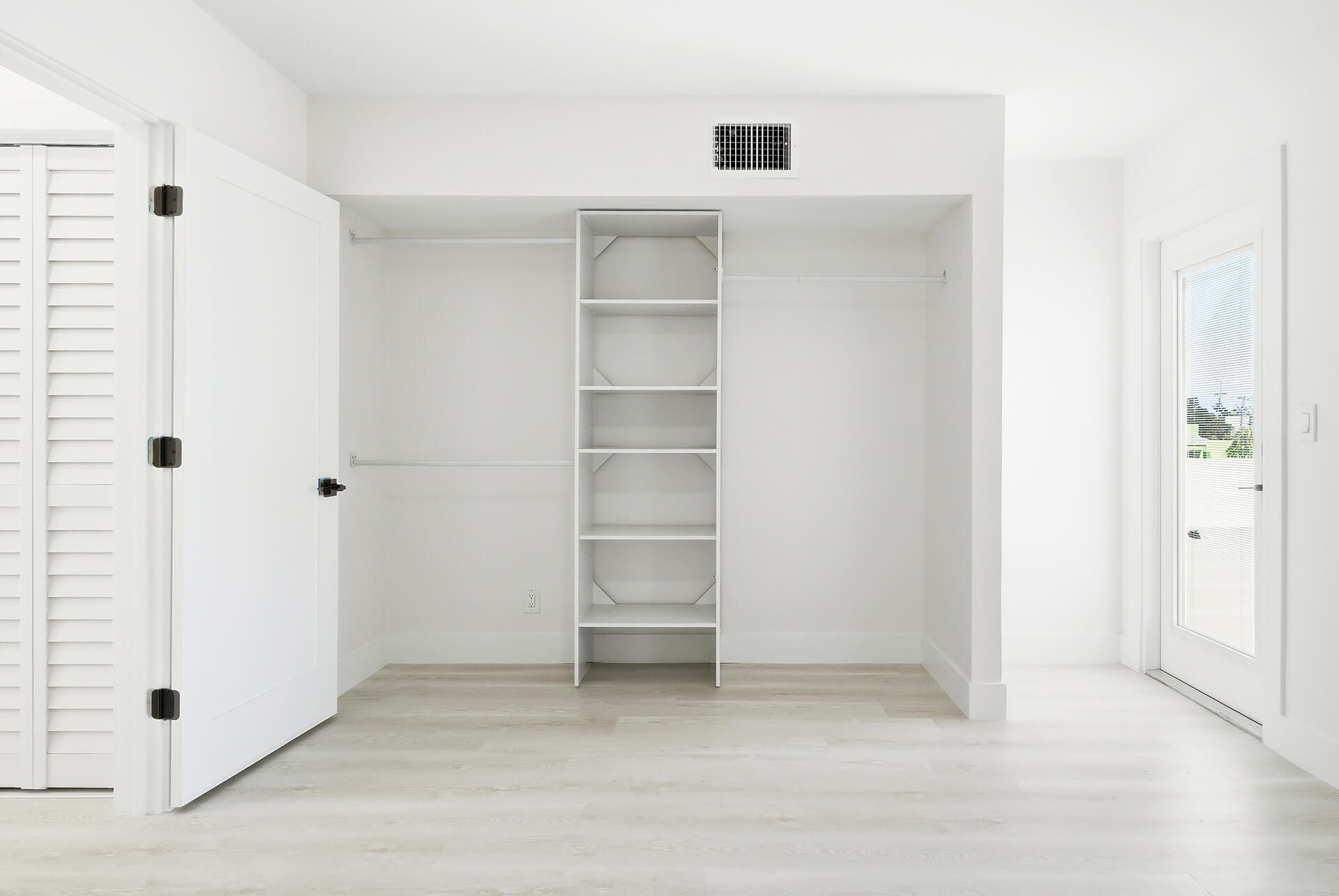 5909 S Dixie Highway, Unit 2b, West Palm Beach, FL 33405 Photo