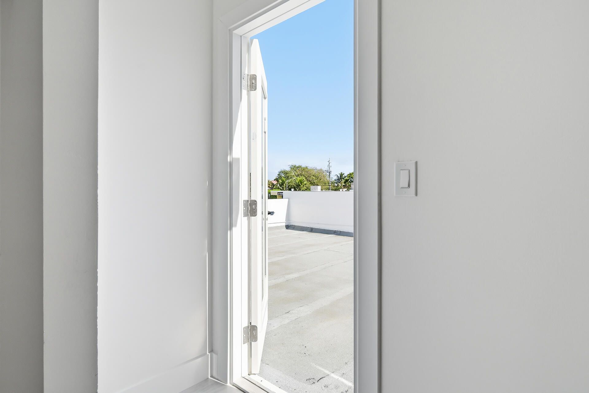 5909 S Dixie Highway, Unit 2b, West Palm Beach, FL 33405 Photo