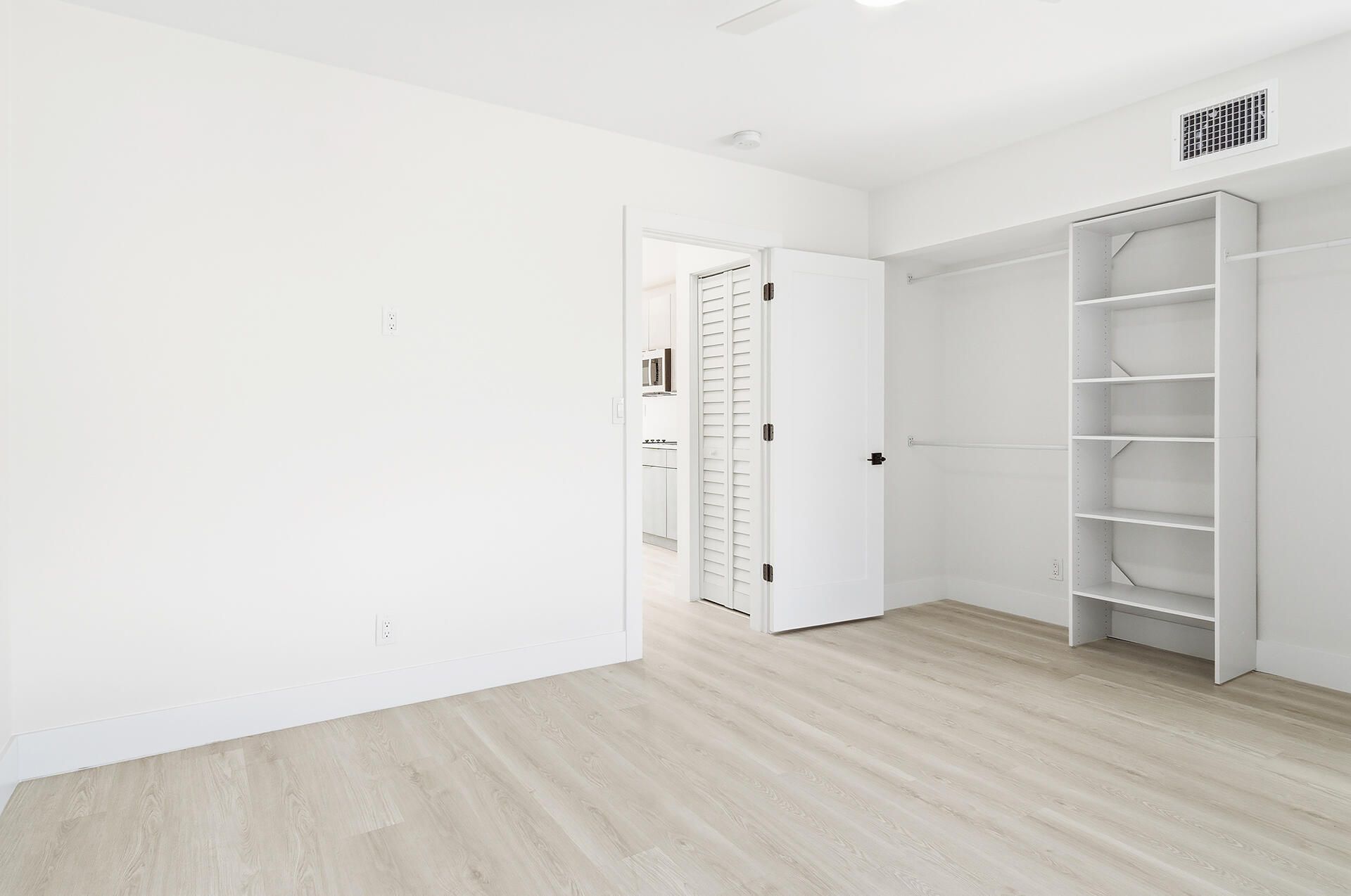 5909 S Dixie Highway, Unit 2b, West Palm Beach, FL 33405 Photo