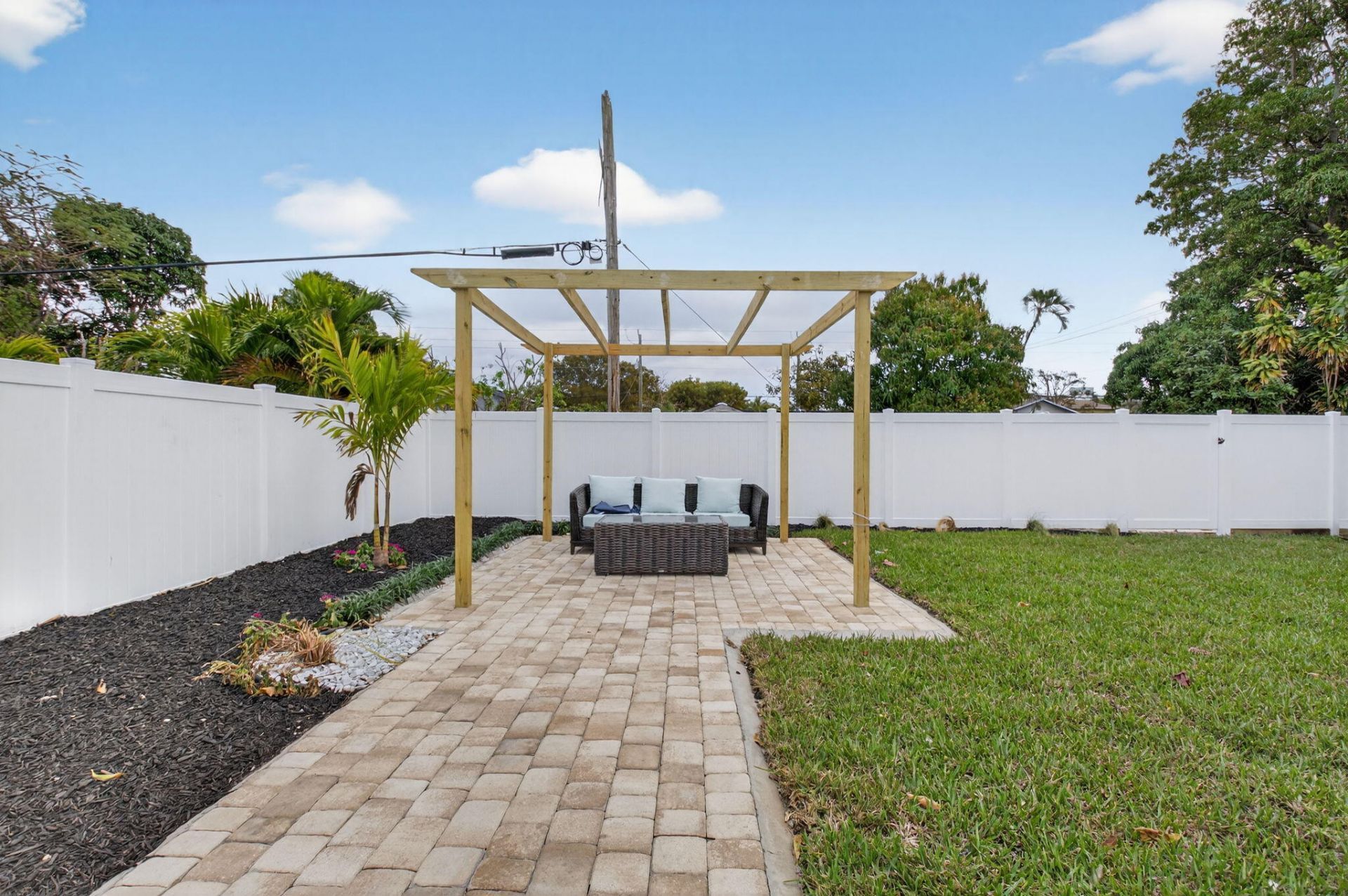 341 SE 3rd Avenue, Delray Beach, FL 33483 Photo