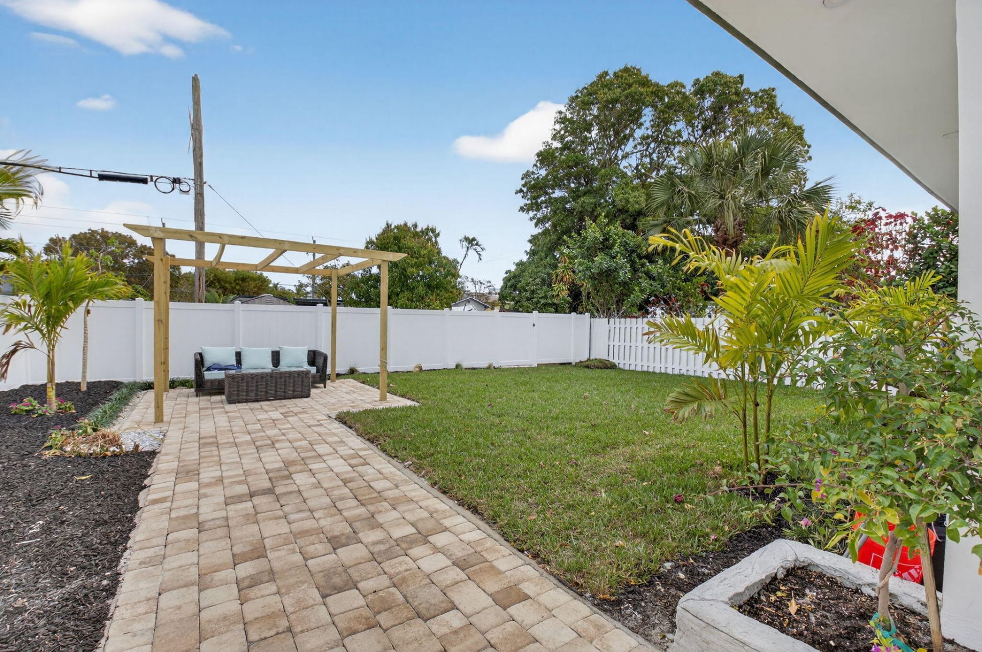 341 SE 3rd Avenue, Delray Beach, FL 33483 Photo
