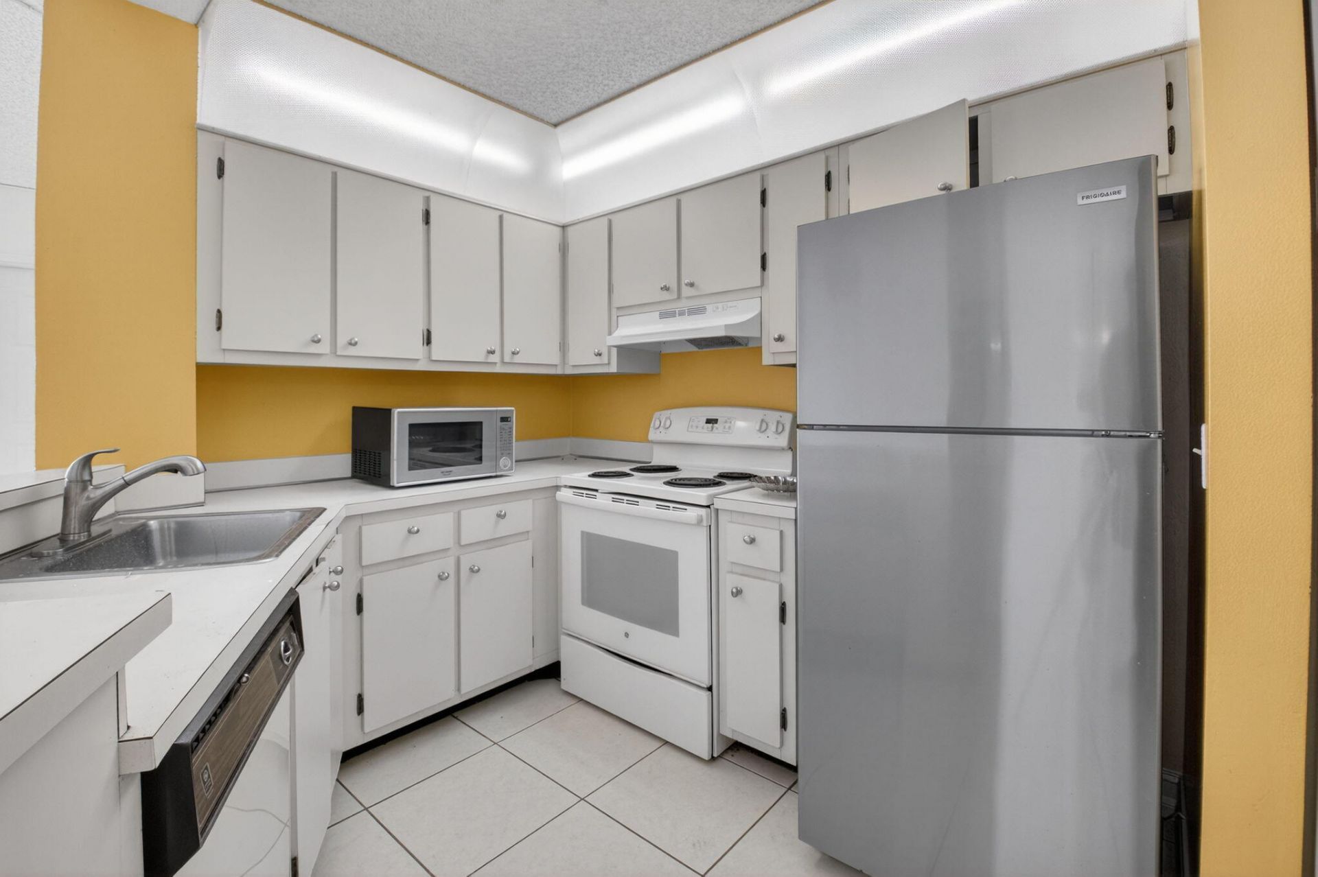 7535 S Oriole Boulevard, Unit 206, Delray Beach, FL 33446 Photo