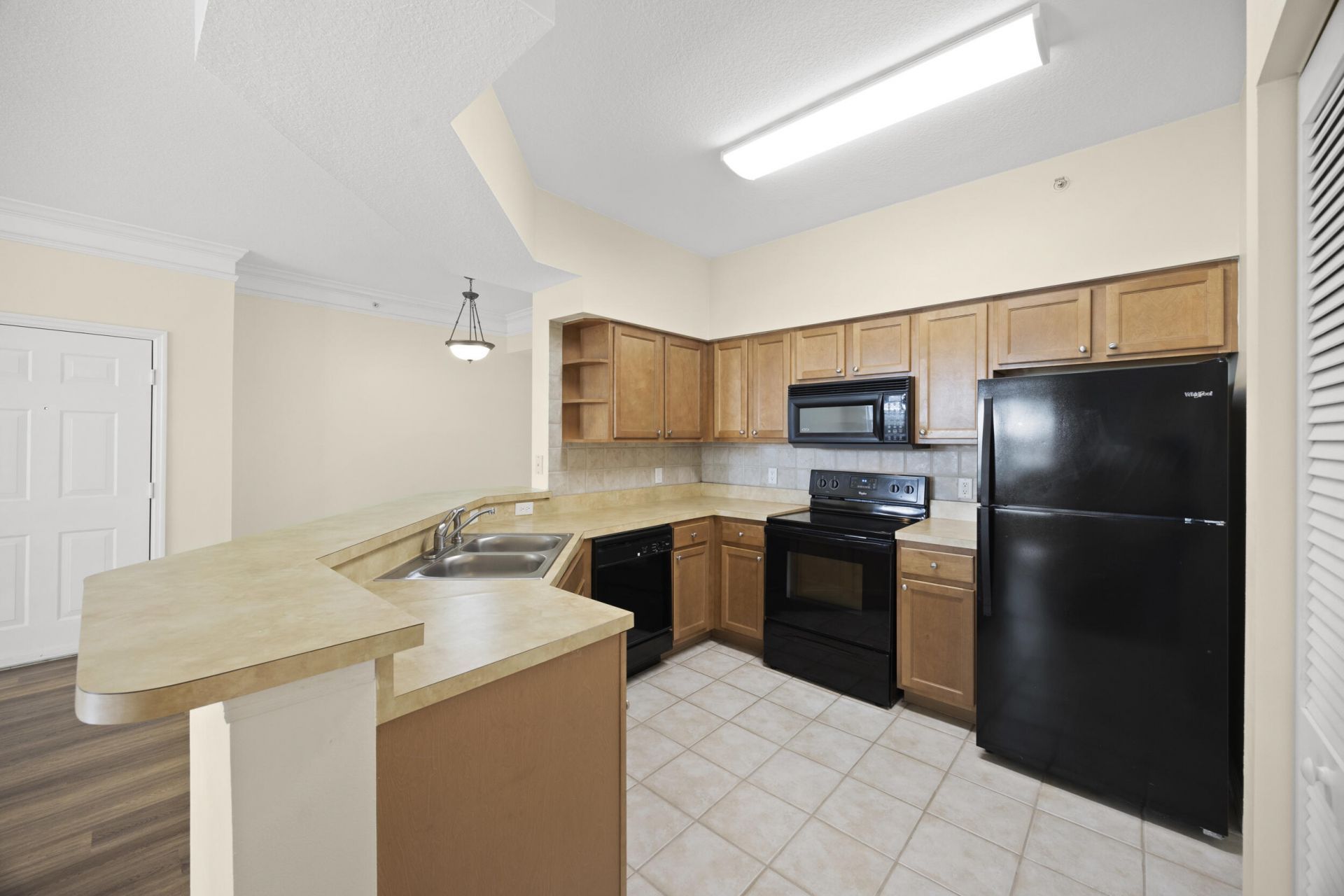 9905 Baywinds Drive, Unit 2206, West Palm Beach, FL 33411 Photo