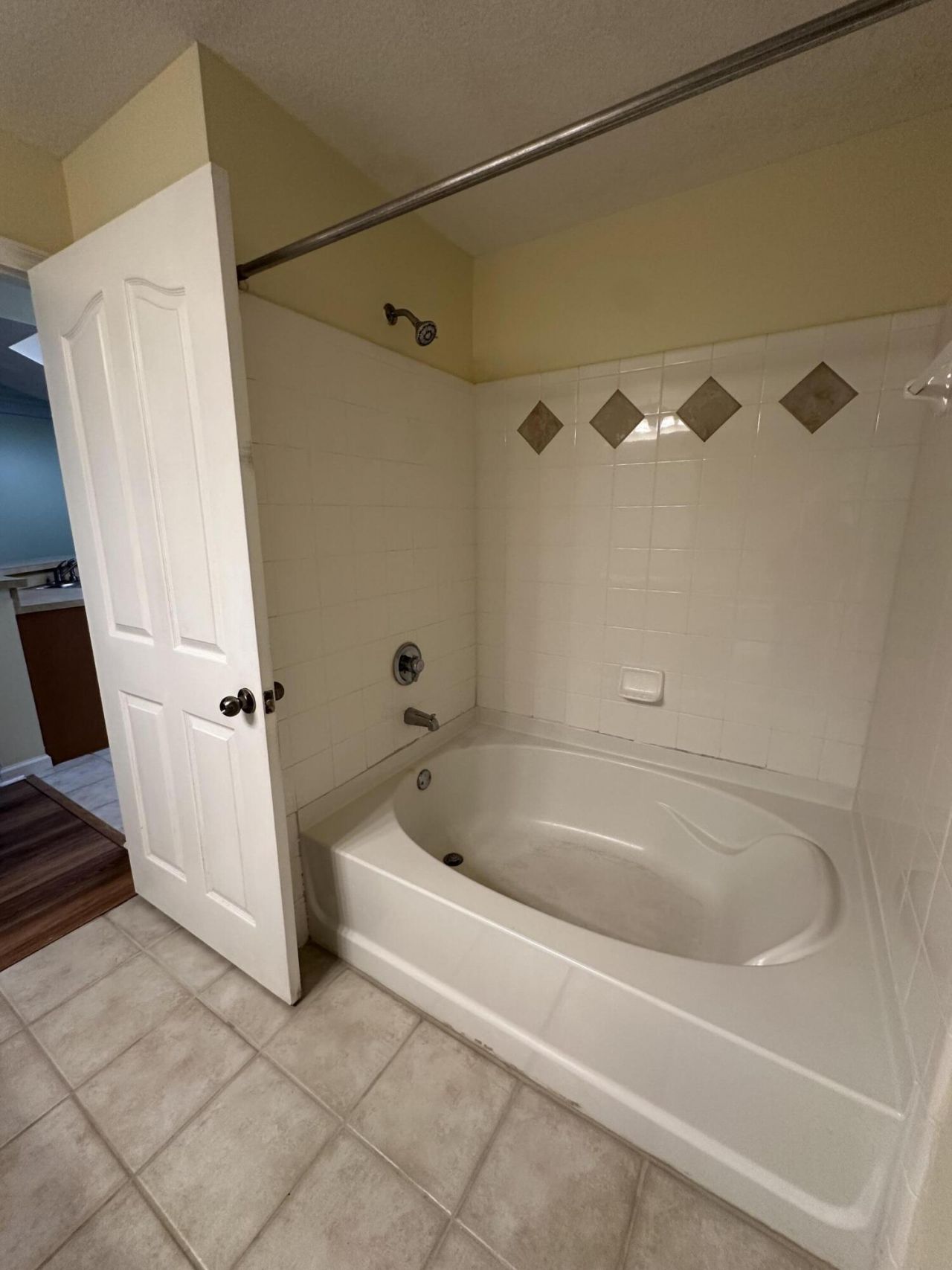 9905 Baywinds Drive, Unit 2206, West Palm Beach, FL 33411 Photo