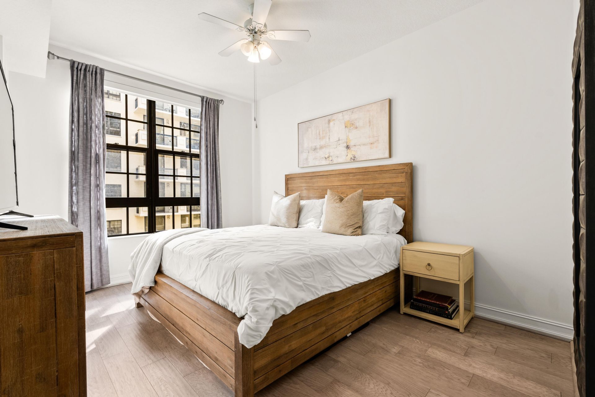 701 S Olive Avenue, Unit 1705, West Palm Beach, FL 33401 Photo