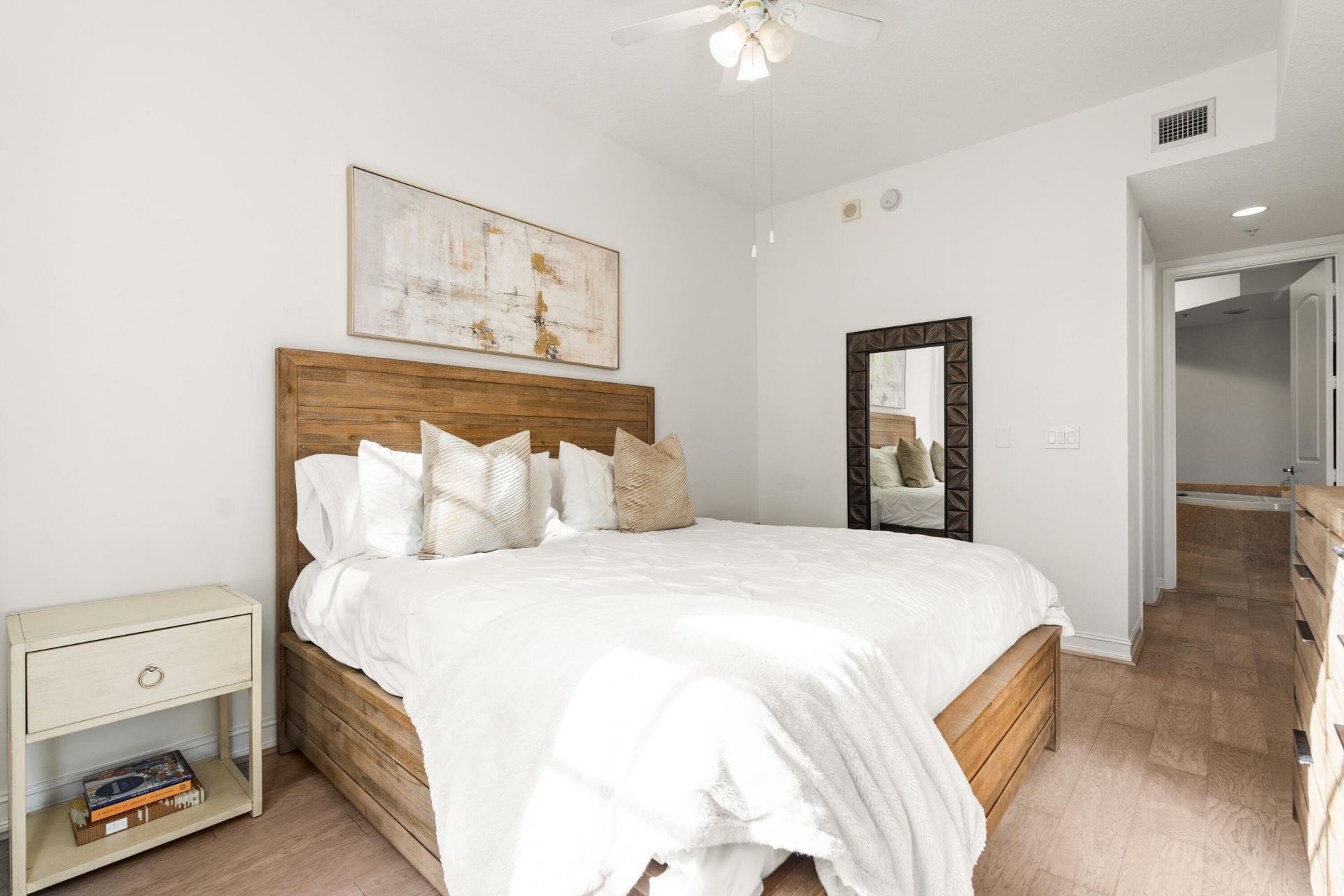 701 S Olive Avenue, Unit 1705, West Palm Beach, FL 33401 Photo