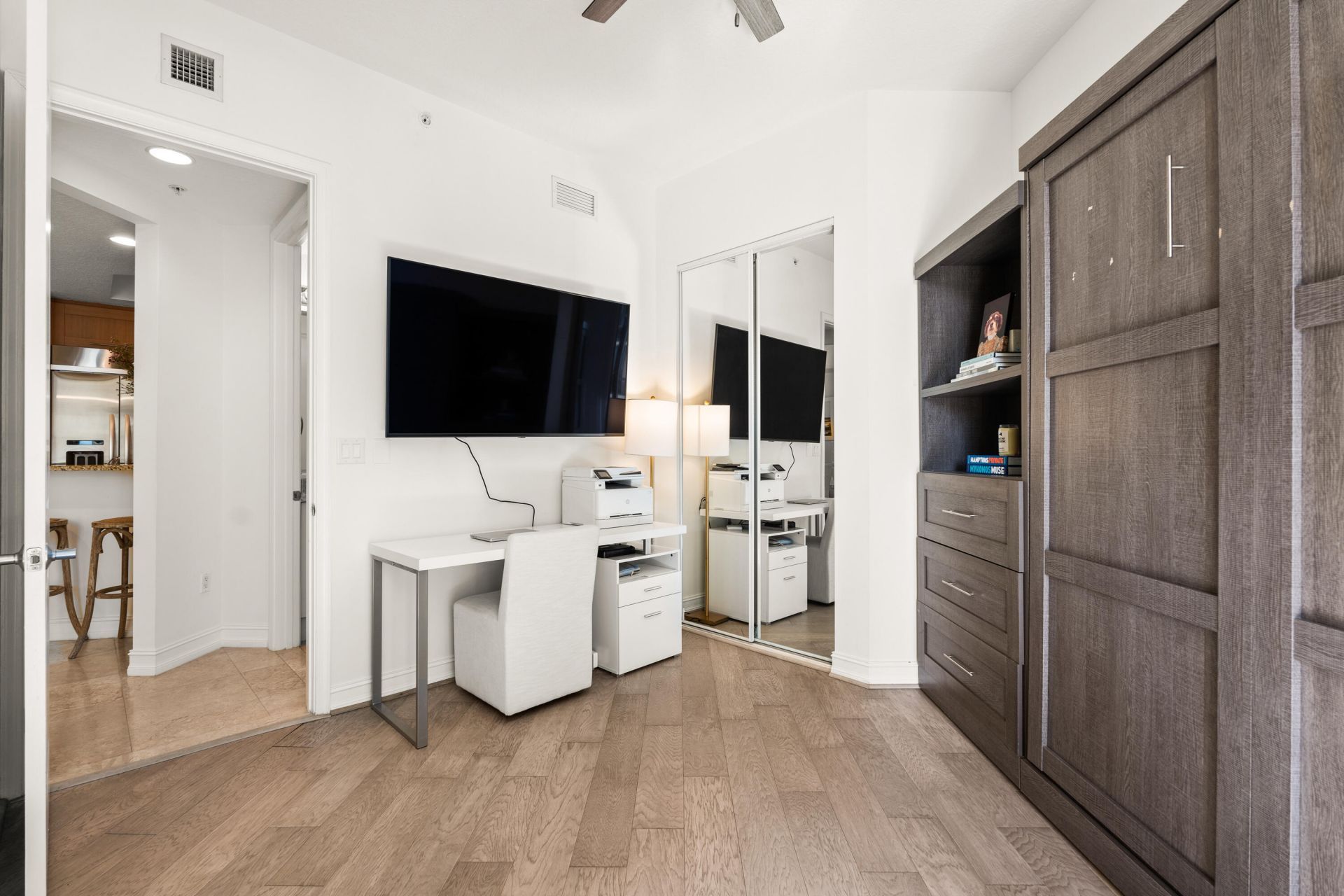 701 S Olive Avenue, Unit 1705, West Palm Beach, FL 33401 Photo