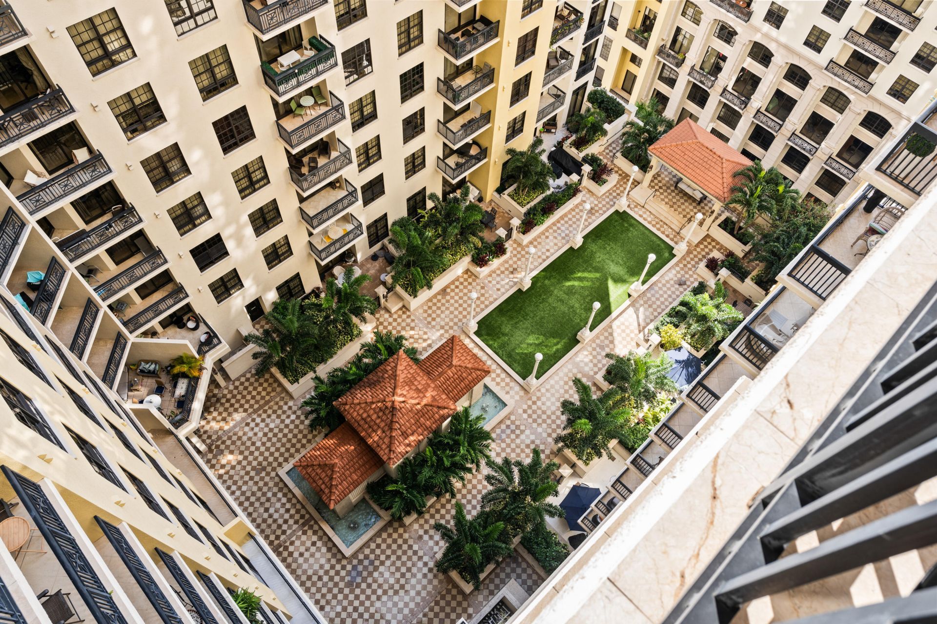 701 S Olive Avenue, Unit 1705, West Palm Beach, FL 33401 Photo