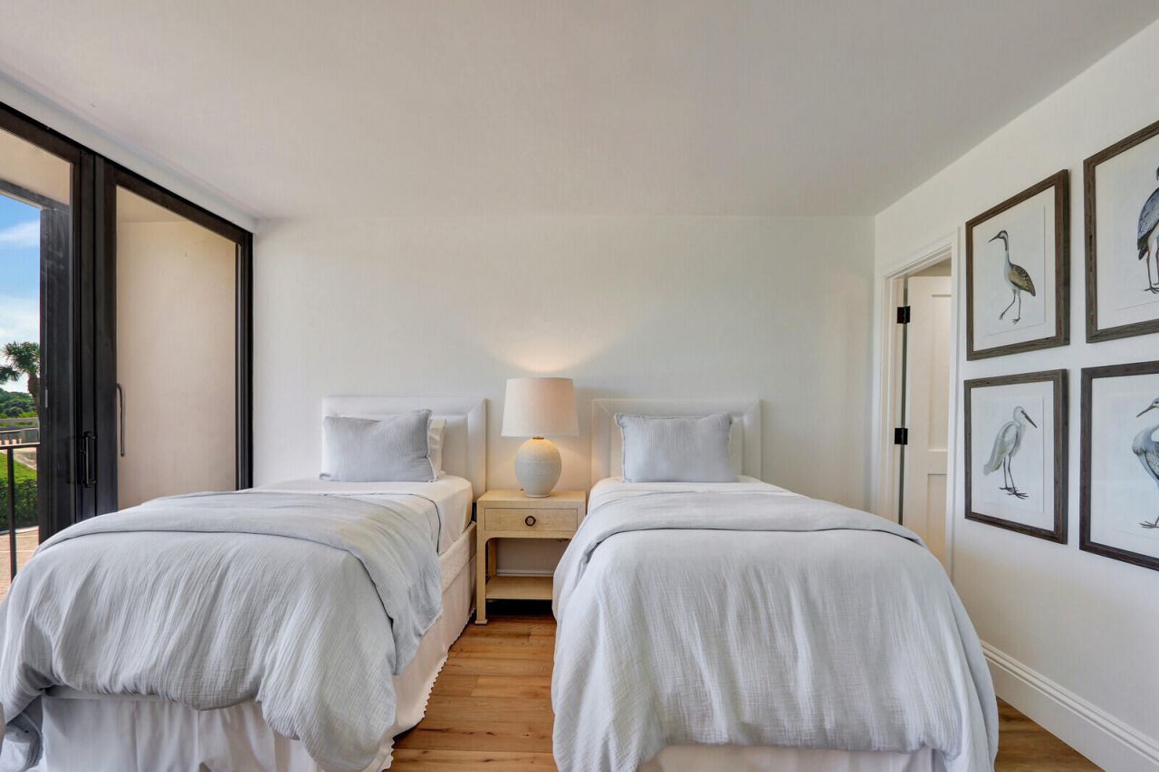 225 S Beach Road, Unit 204, Tequesta, FL 33469 Photo