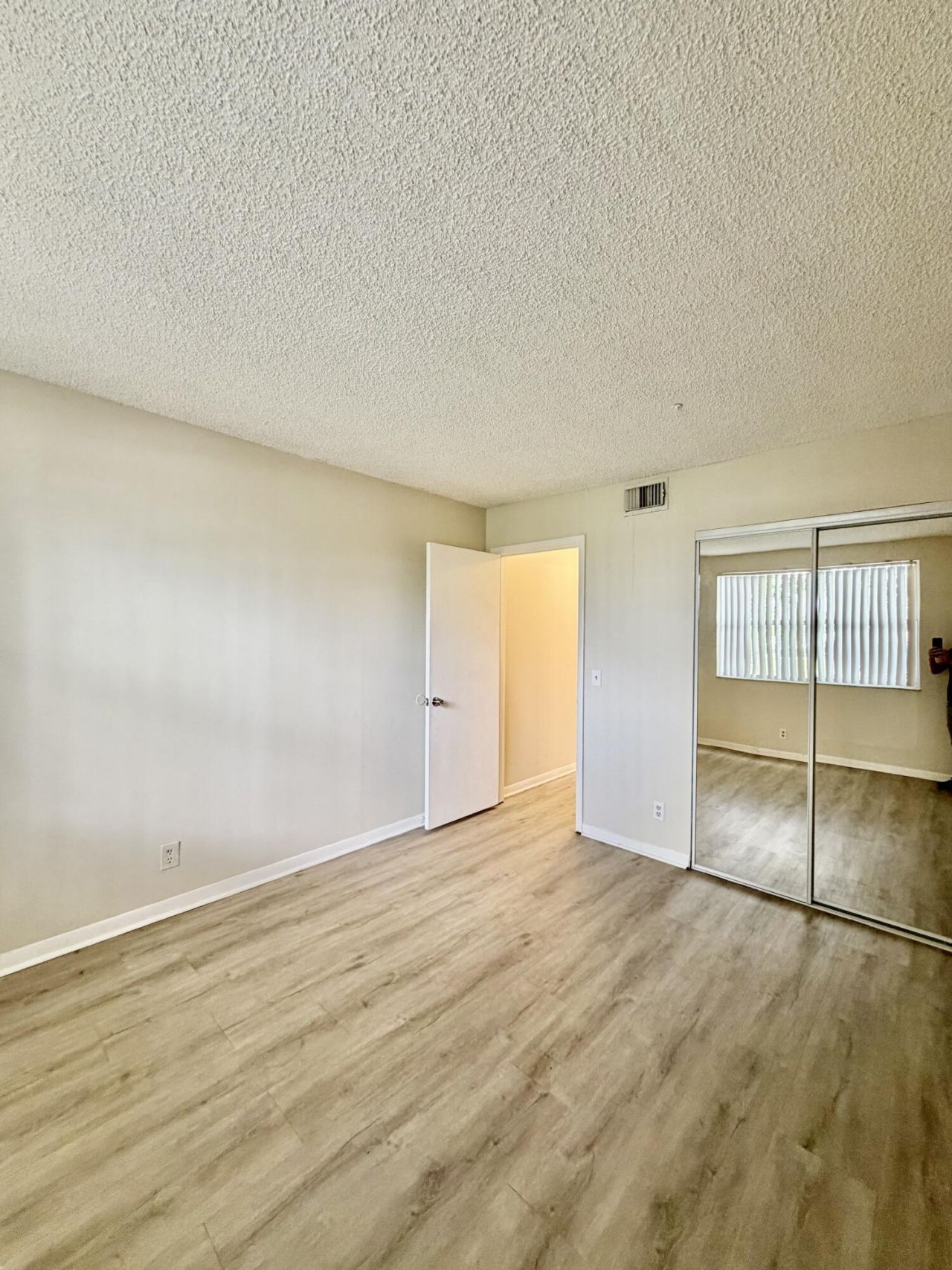8781 Wiles Road, Unit 203, Coral Springs, FL 33067 Photo