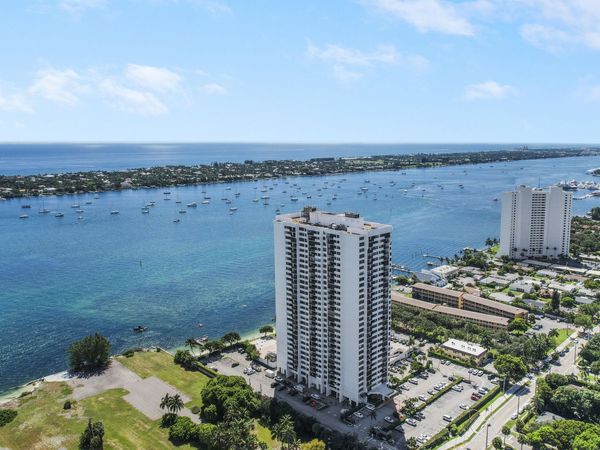 5600 N Flagler Drive, Unit Ph107, West Palm Beach, FL 33407