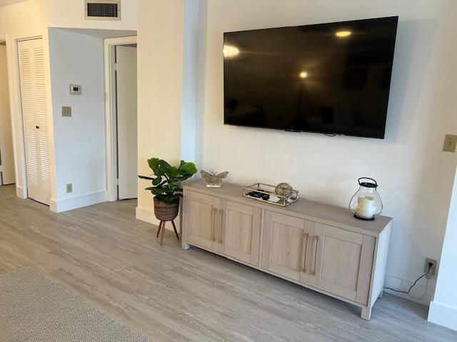 353 S Us Highway 1, Unit A107, Jupiter, FL 33477 Photo