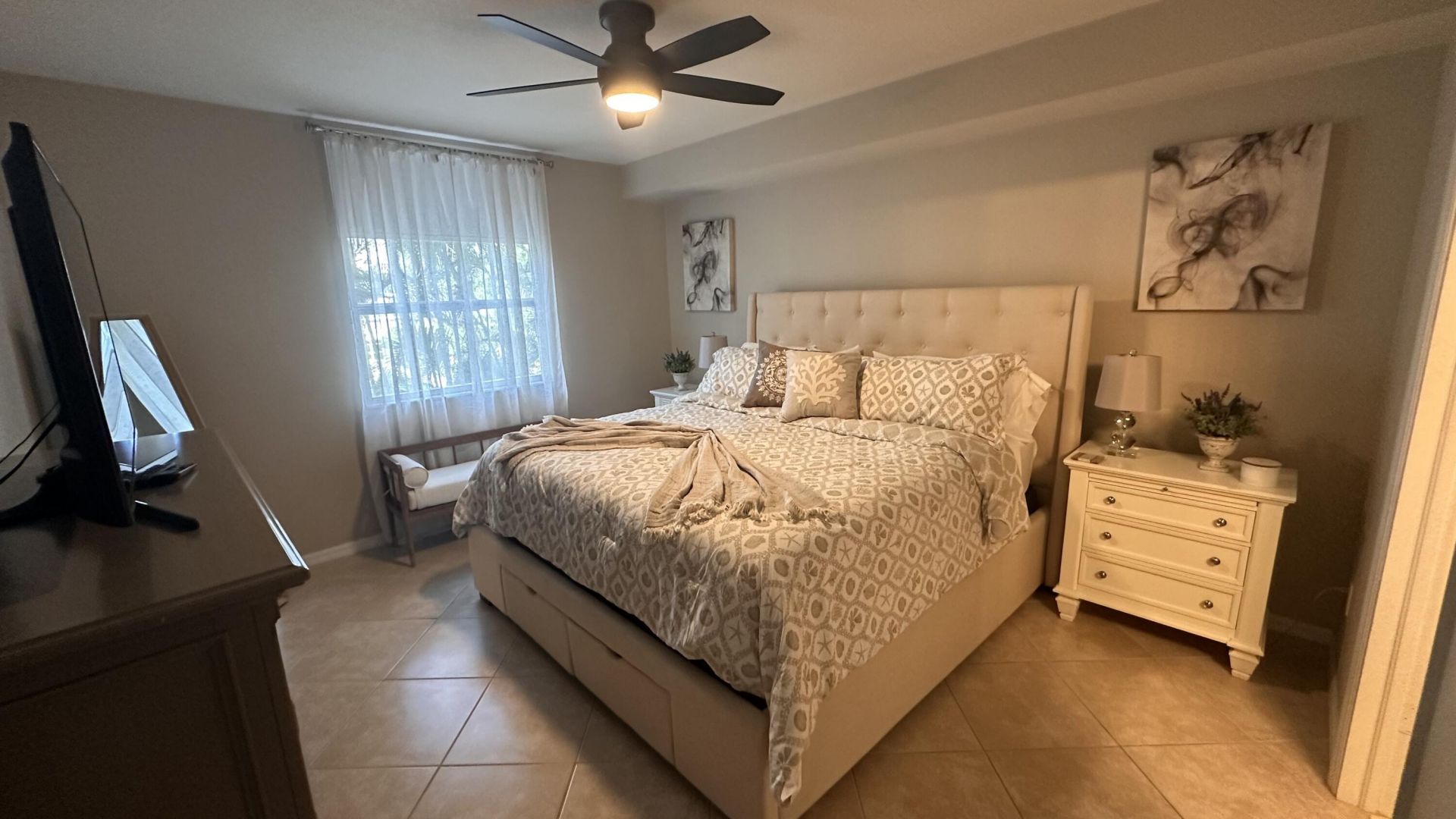 600 S Dixie Highway, Unit 720, West Palm Beach, FL 33401 Photo