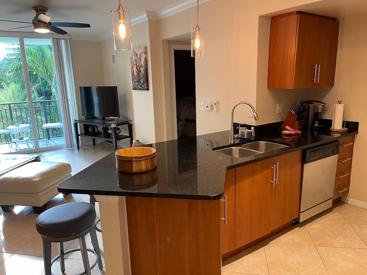 600 S Dixie Highway, Unit 720, West Palm Beach, FL 33401 Photo