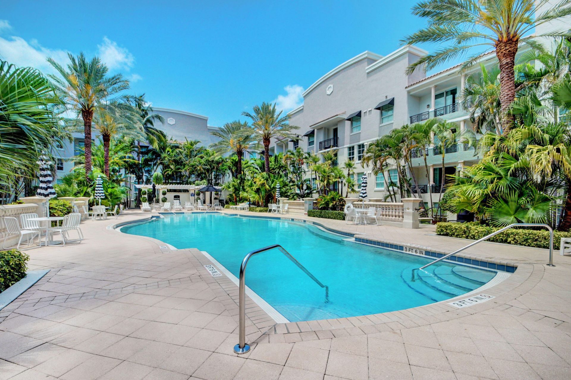 600 S Dixie Highway, Unit 720, West Palm Beach, FL 33401 Photo